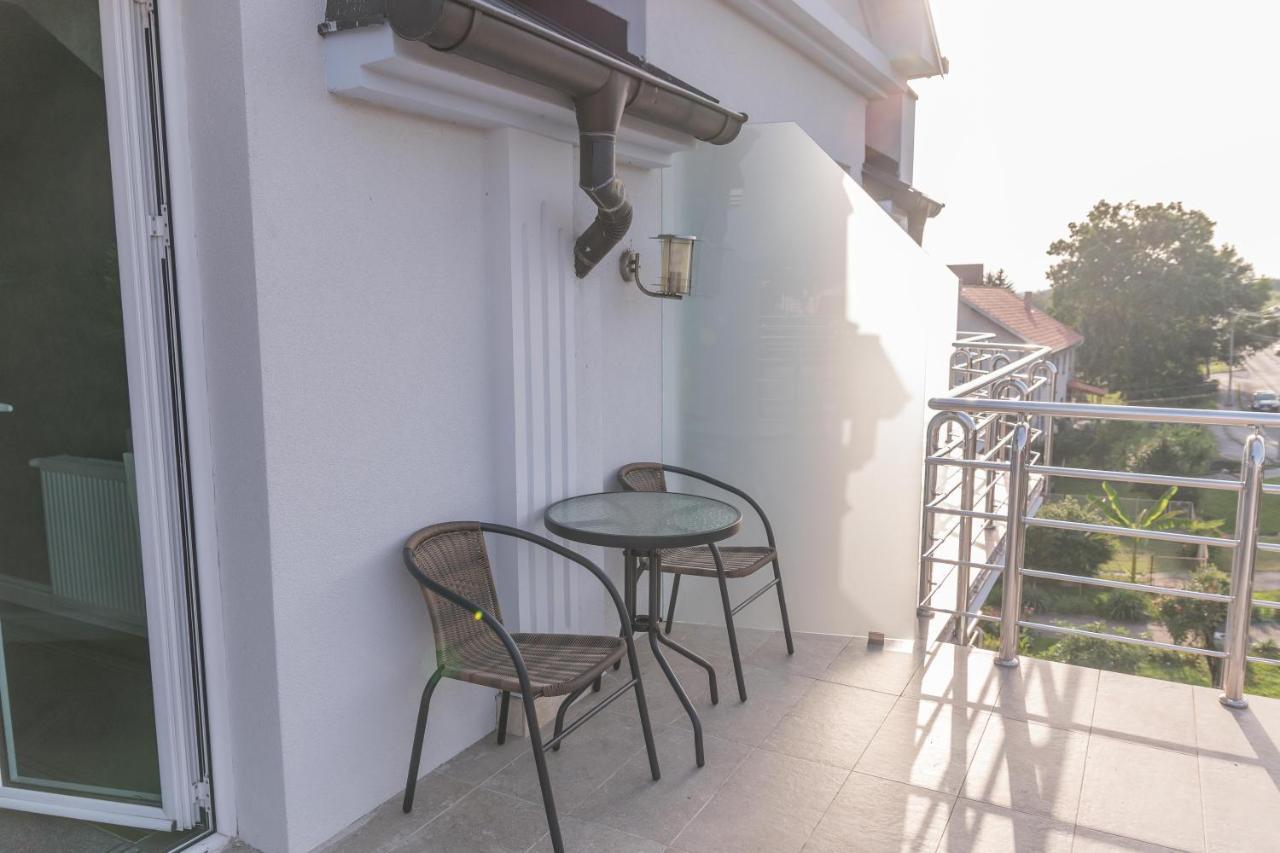 Mrcajevci A Klub Apartmani المظهر الخارجي الصورة