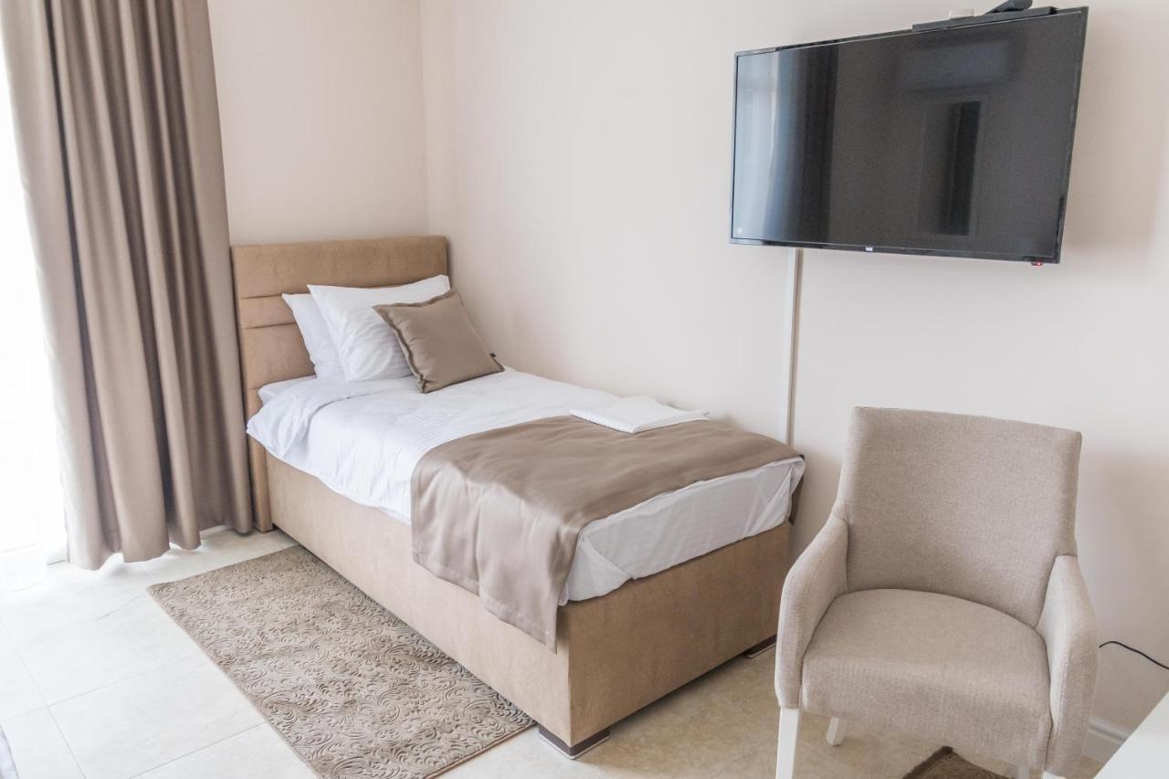 Mrcajevci A Klub Apartmani المظهر الخارجي الصورة