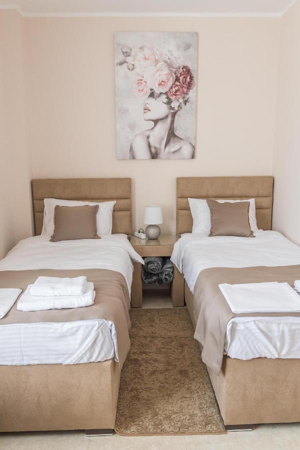 Mrcajevci A Klub Apartmani المظهر الخارجي الصورة
