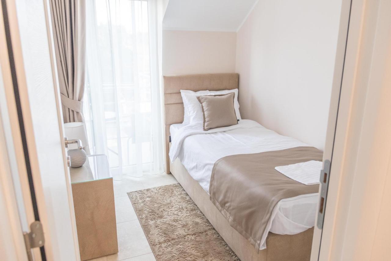 Mrcajevci A Klub Apartmani المظهر الخارجي الصورة