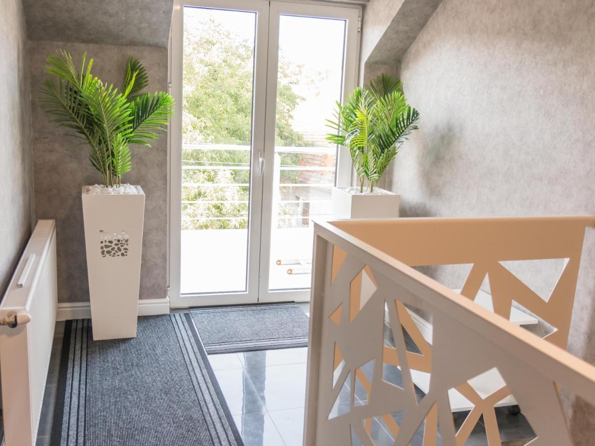 Mrcajevci A Klub Apartmani المظهر الخارجي الصورة